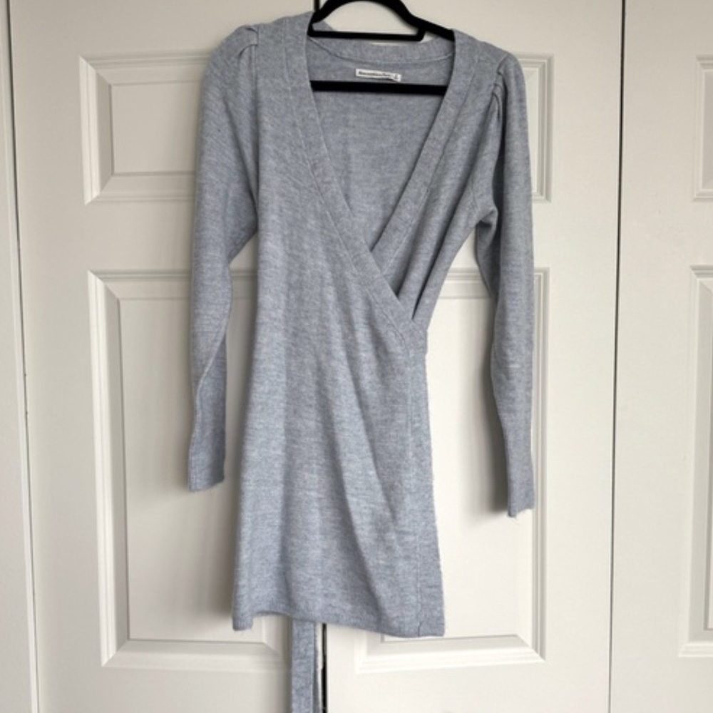 Abercrombie & Fitch wrap sweater dress size S M blue with belt euc wrap - Picture 7 of 7